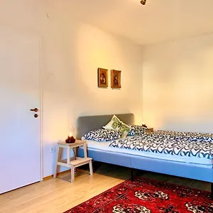 elegant-contactless-apartment-by-nahuen-suites.graz-austria-hotels.com/