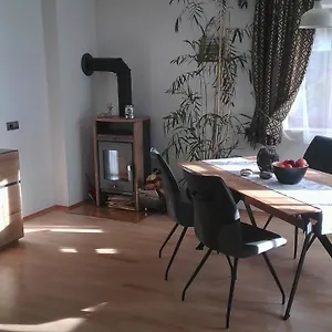 appartement-july.innsbruckaustriahotels.com/