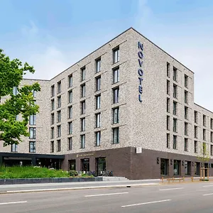 zkontrolujte dostupnost