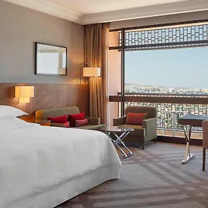 https://sheraton-tunis-hotel.tunis-best-hotels.com